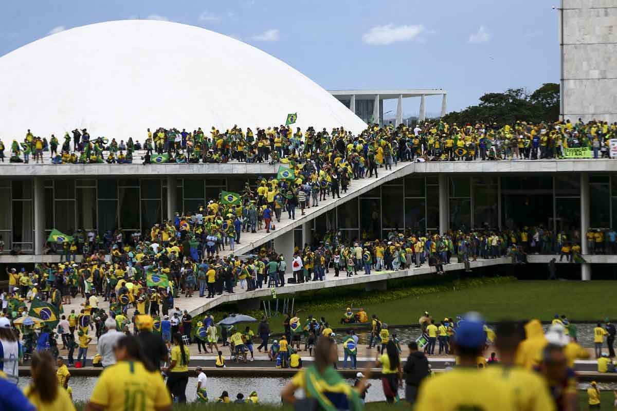 MP pede ao STF informações sobre ação de vandalismo de políticos mineiros - AGÊNCIA BRASIL - 8/1/23