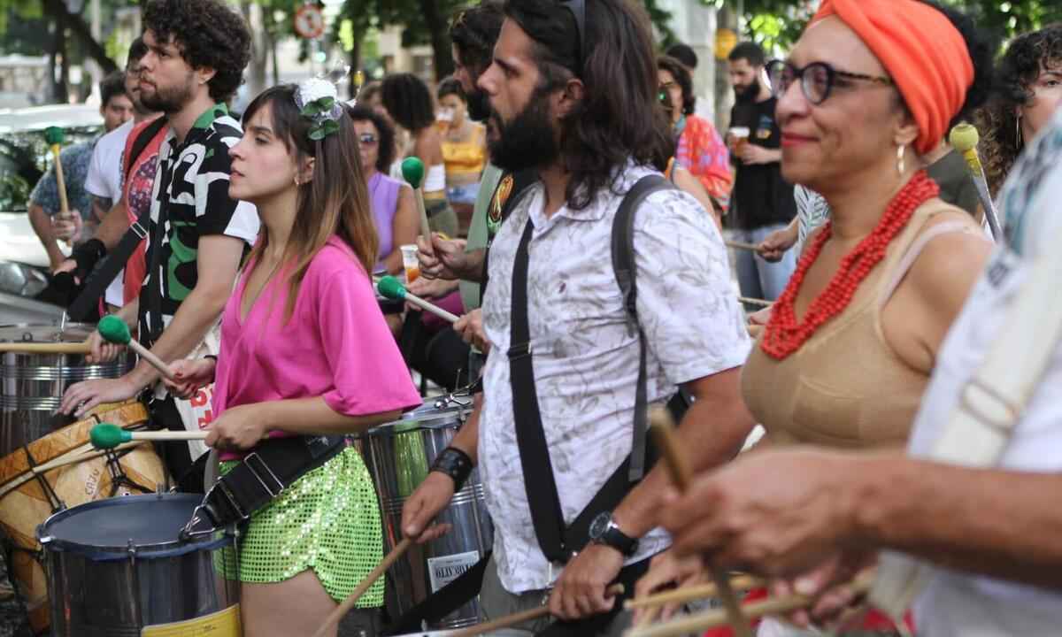 Blocos de rua esquentam os tambores para Carnaval de BH - Edesio Ferreira/EM/D.A Press