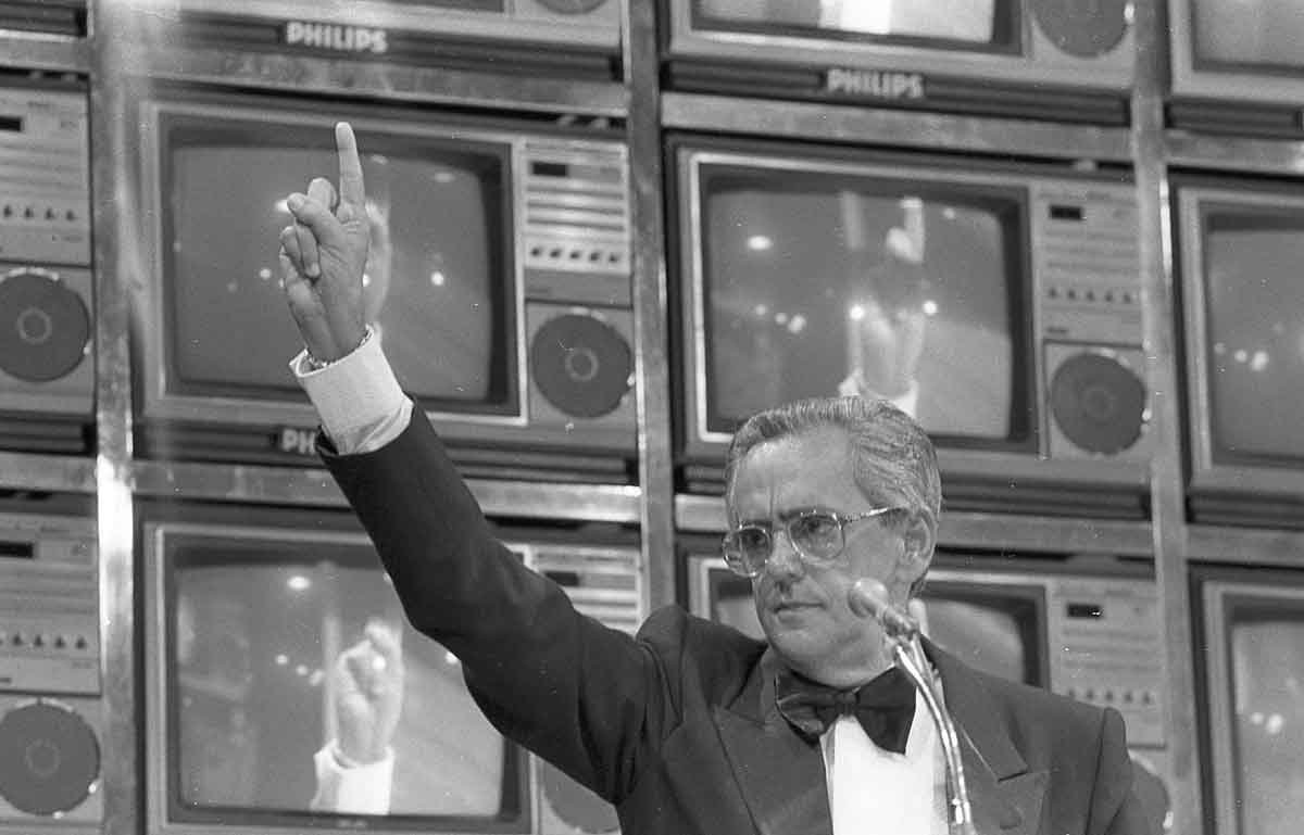 Flávio Cavalcanti, lenda da TV brasileira, faria 100 anos neste domingo - SBT/reprodução