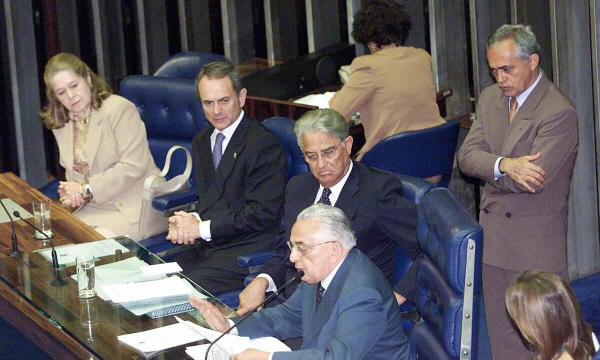 Chorei ao ver Brasília, minha 'irmã caçula', ser agredida, diz filha de JK
