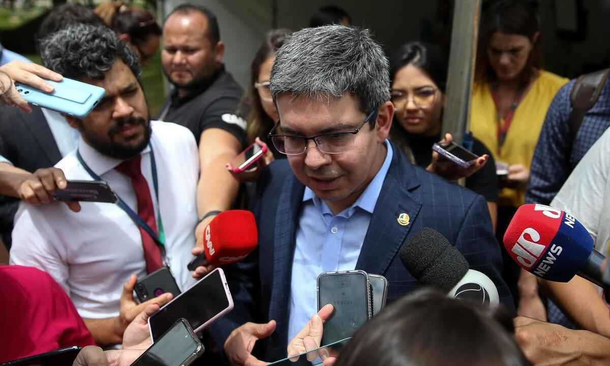 Randolfe para vândalos: 'Não serão objetos de tortura; não terá um Ustra' - Pedro Ladeira/Folhapress