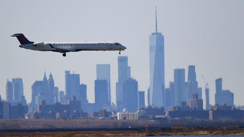 O dramático momento em que aviões quase se chocaram em aeroporto - Getty Images