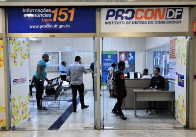 Procon-DF publica edital com 174 vagas e iniciais de até R$ 6,6 mil  - Agência Brasília