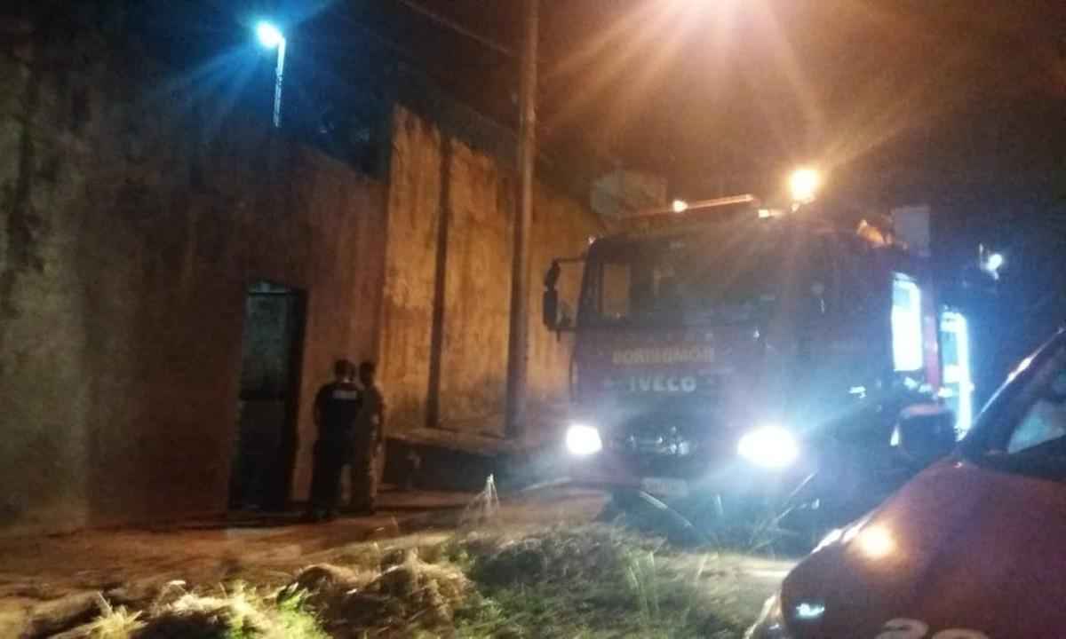 Detentos colocam fogo em colchões e roupas em presídio - Divulgação/Corpo de Bombeiros