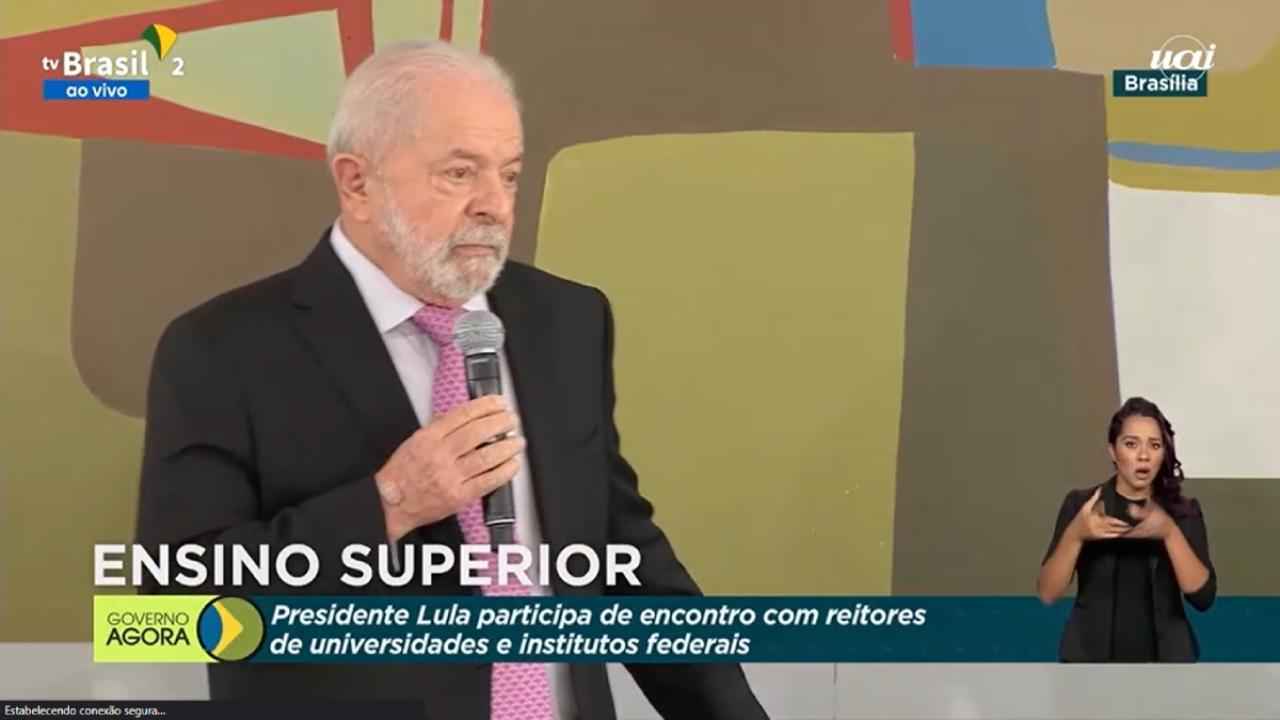 Lula chora em encontro com reitores e chama Bolsonaro de 'o coisa' - Reprodução/TV Brasil
