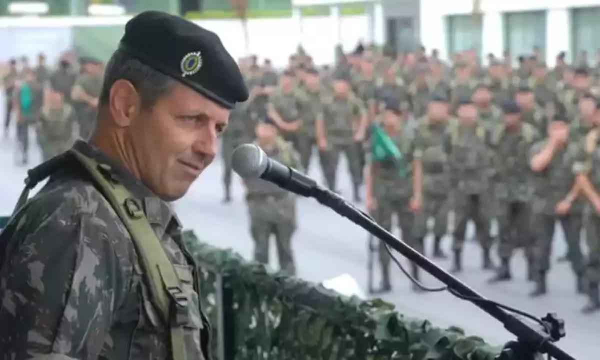 Comandante diz que 'ser militar é ter uma instituição de Estado apolítica'  - Divulgação/Exército