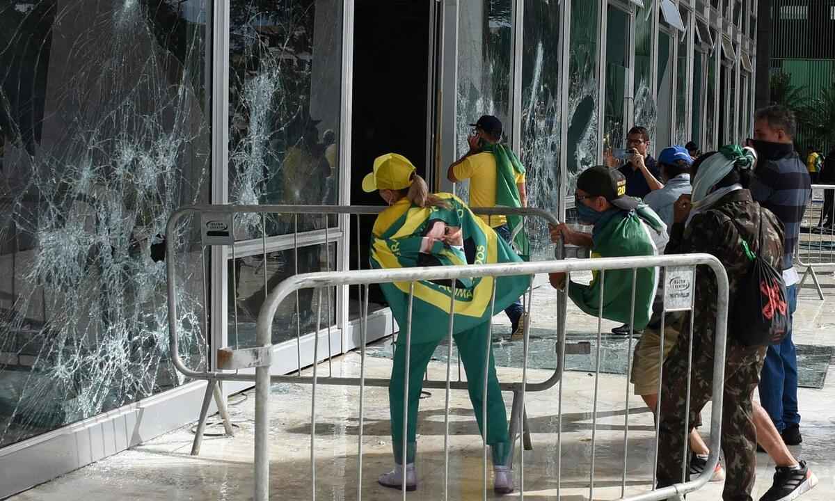 Língua portuguesa está entre as vítimas da tentativa de golpe em Brasília - Ton Molina/AFP