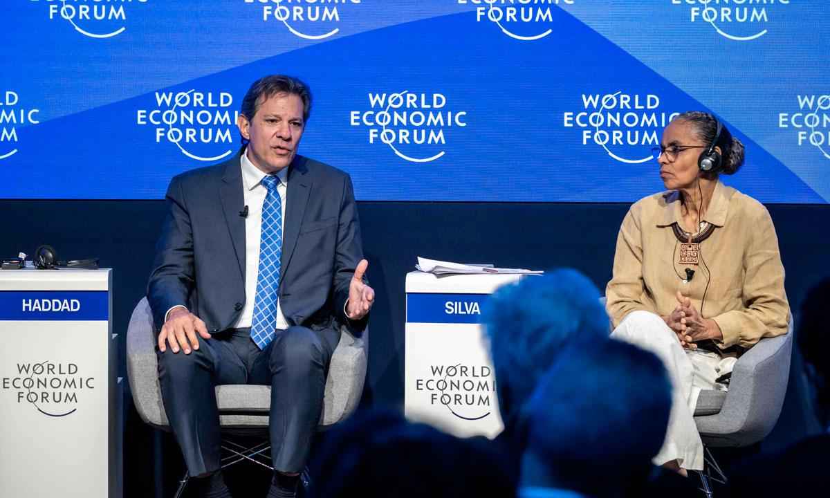 Davos mostra Brasil de volta ao mundo - Fabrice Cofrini/AFP