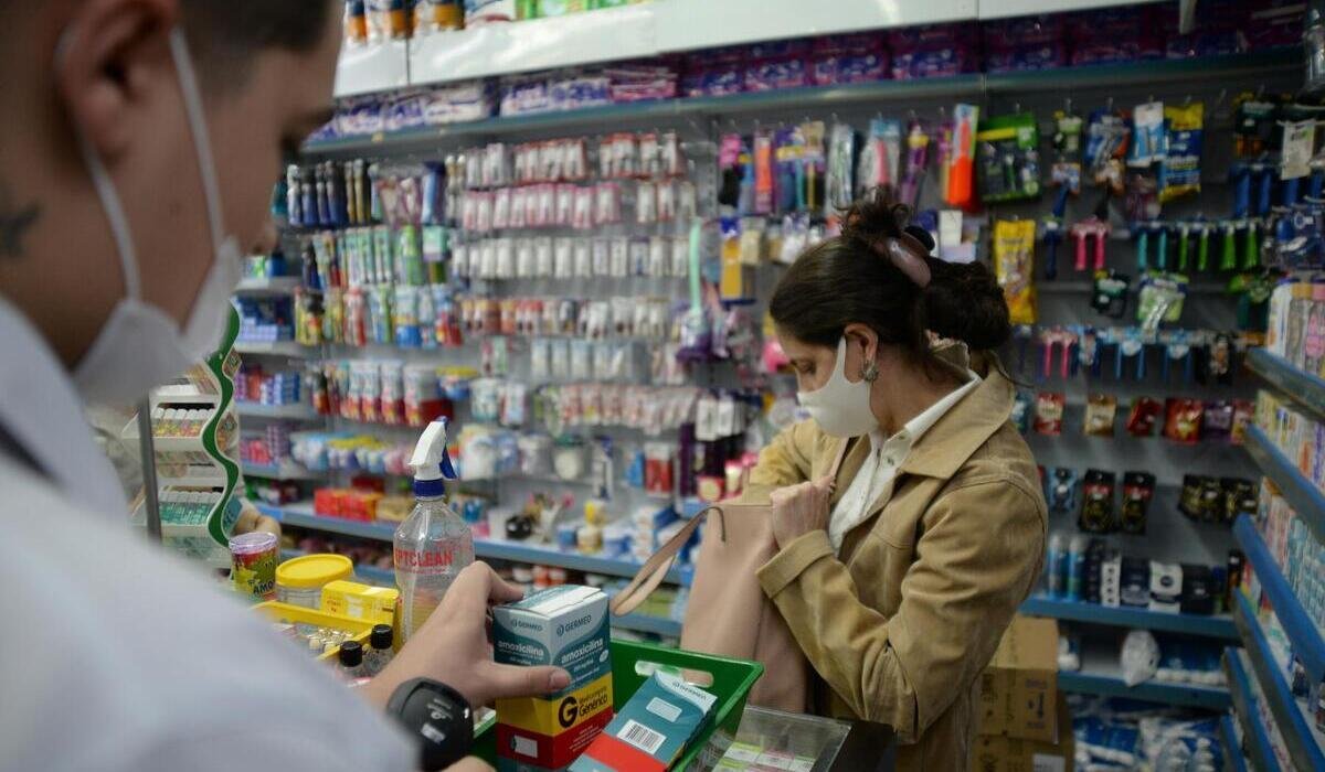 Medicamentos devem ter reajuste em dose dupla este ano - Túlio Santos/EM/D.A Press