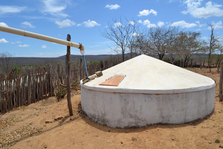 Famílias pobres são enganadas e pagam para receber cisternas sob Bolsonaro - Divulgação/Agência Brasil