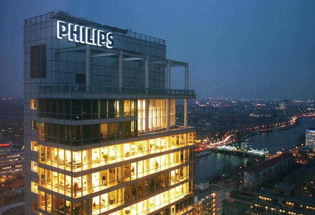 Philips anuncia novo corte de 6.000 postos de trabalho - wikimedia