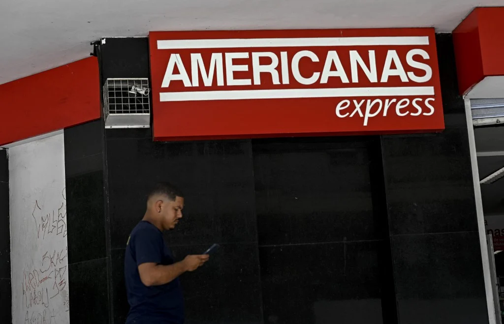 Com R$ 42 bilhões em dívidas, Americanas começam demissões  - Mauro Pimentel/AFP