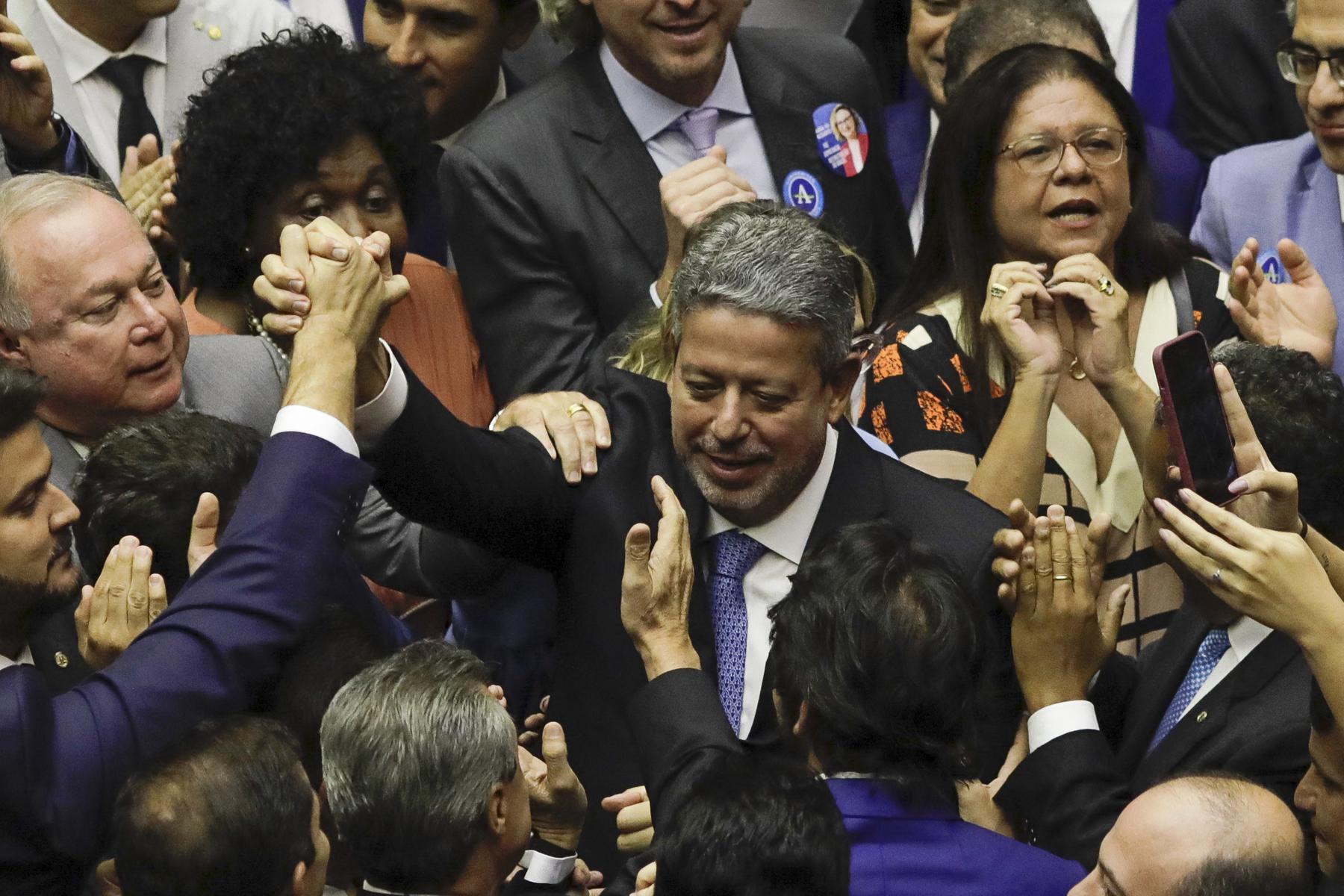 Reeleito, Lira manda recado: 'Cada um no seu quadrado constitucional' - Sergio Lima / AFP

