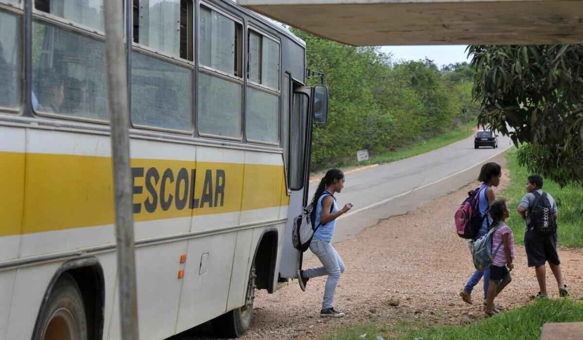 Governo anuncia investimento de R$ 800 milhões em transporte escolar - Juarez Rodrigues/EM/D.A Press
