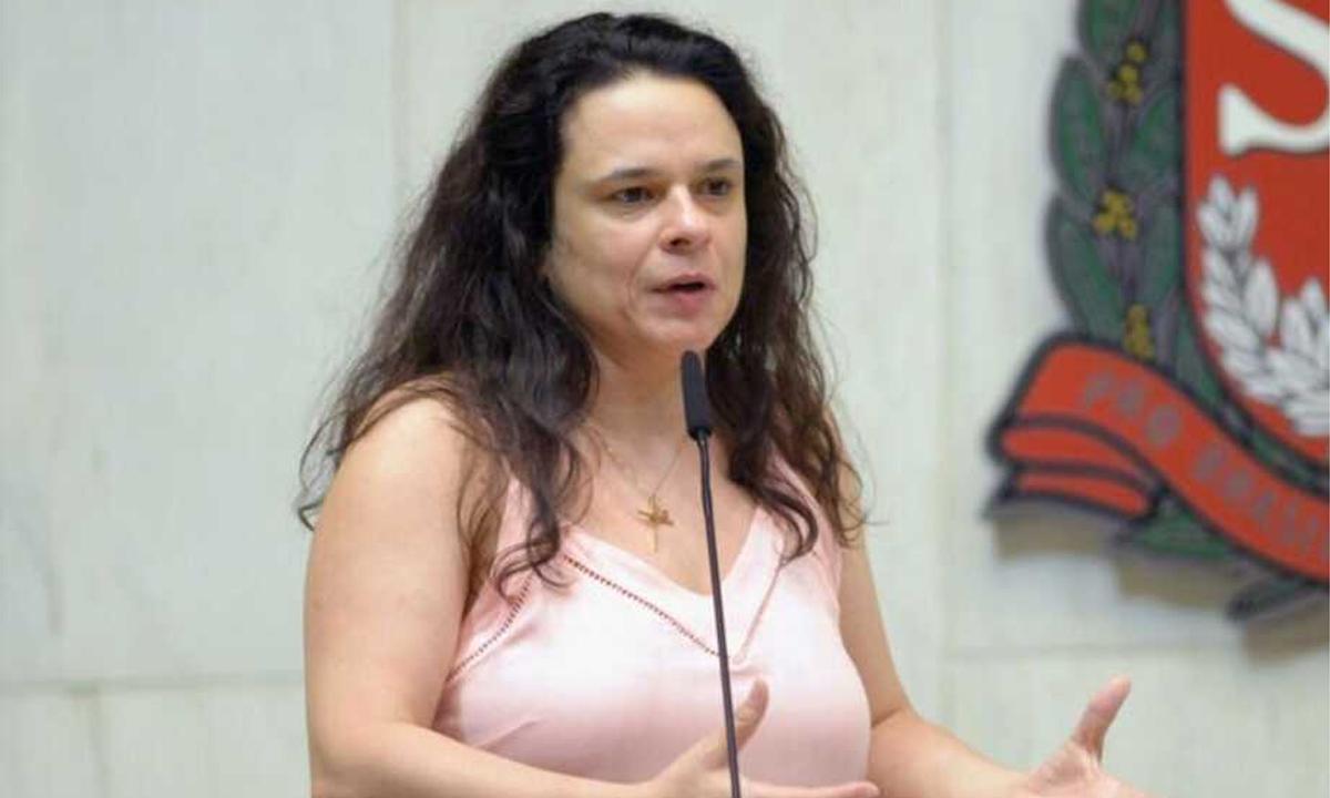 Janaina Paschoal voltará a dar aulas na USP após não se eleger senadora - Divulgação