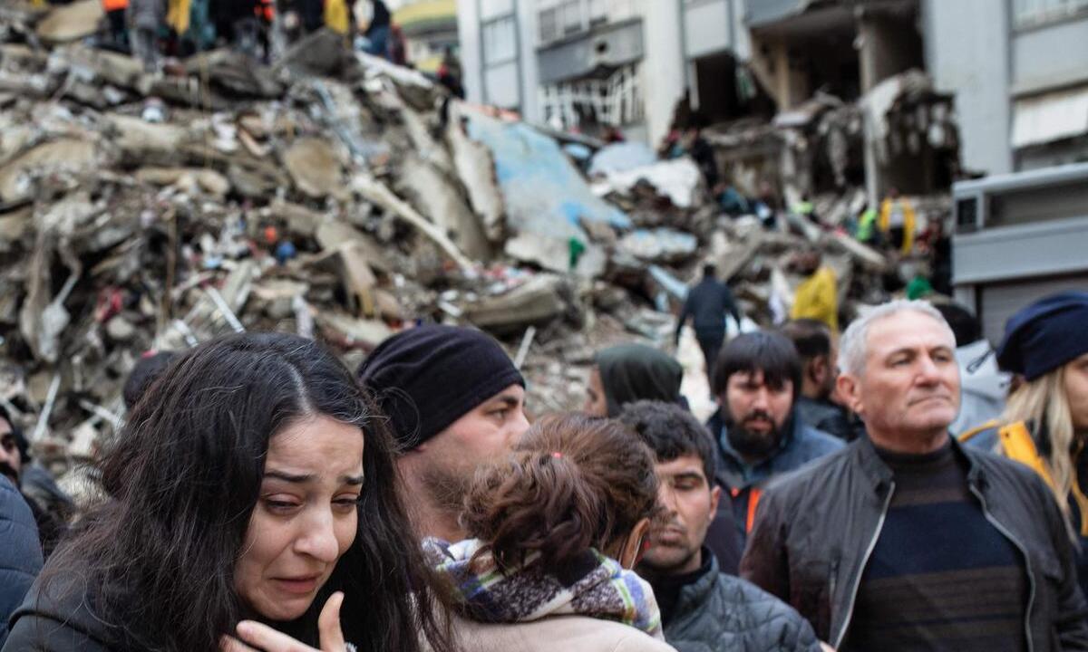 Tremores na Turquia foram sentidos na Groenlândia - Foto: Can Erok/AFP