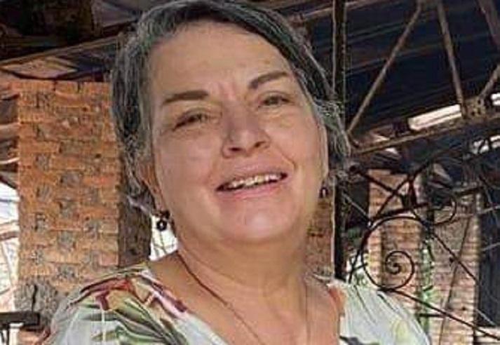 Morre a jornalista e pesquisadora Maria Helena Linhares Horta  - Álbum de família