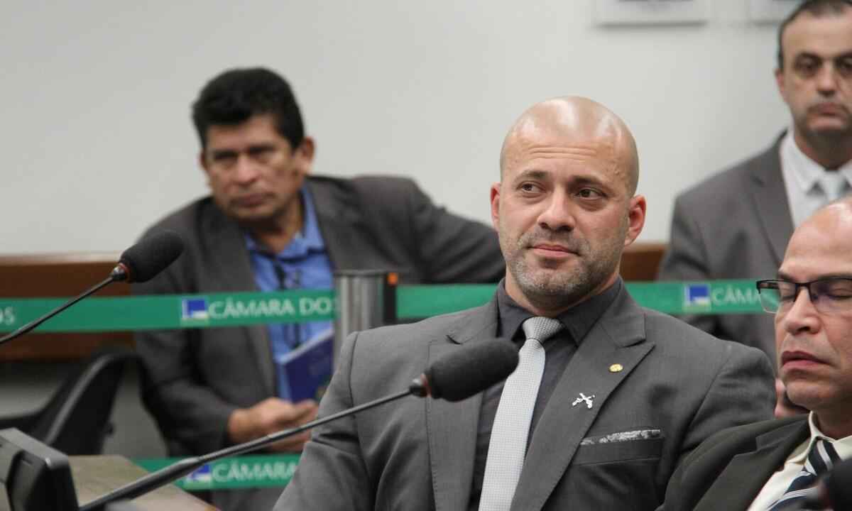 Daniel Silveira pede liberdade, revogação de multas e que caso saia do STF - João Ricardo (jotaric_pro)