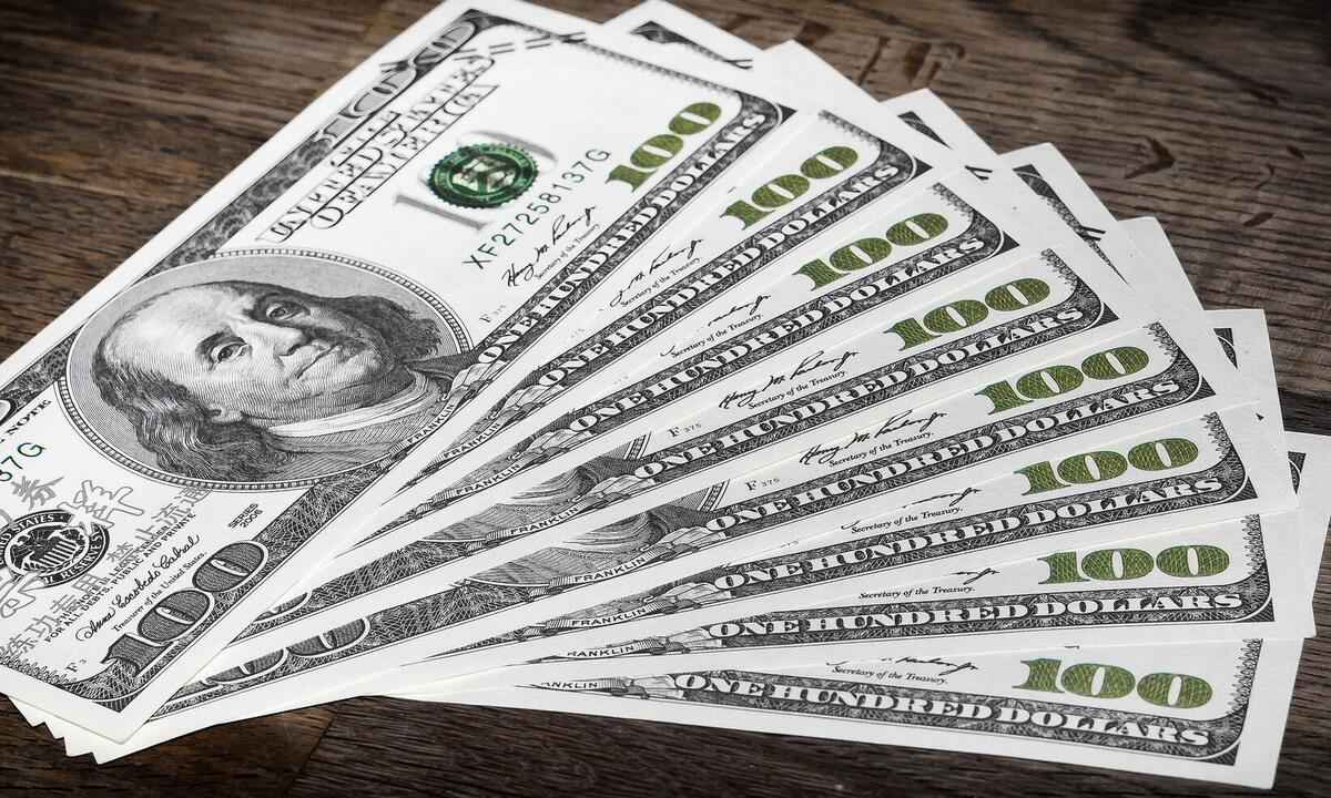 Dólar acumula forte alta frente ao real na semana com riscos sobre BC - Foto-RaBe/Pixabay 