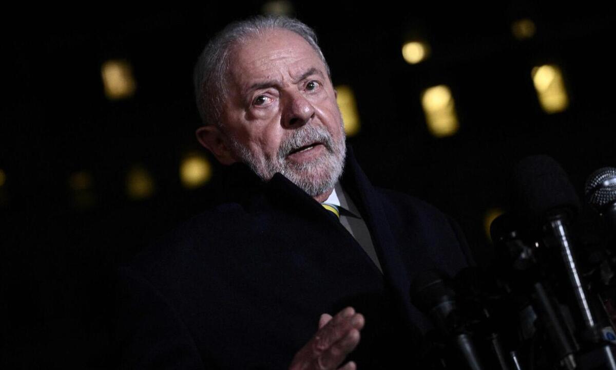 Lula sobre atos terroristas: 'As forças estavam comprometidas com o golpe' - Brendan SMIALOWSKI / AFP