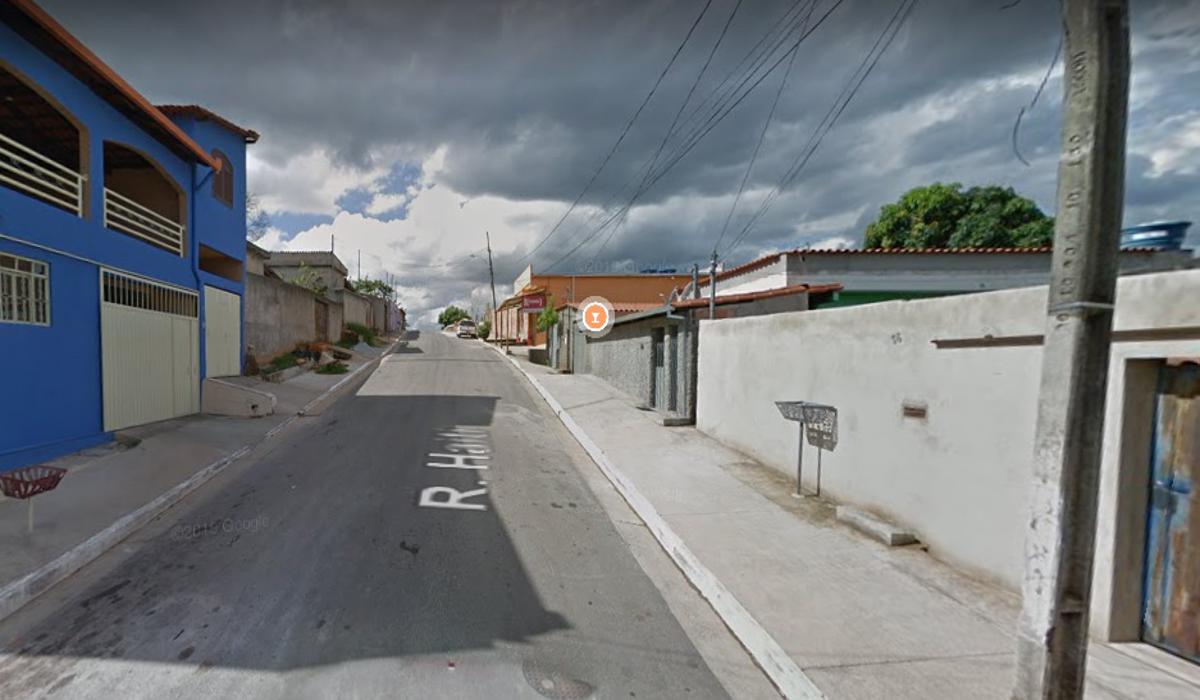 Homem é morto depois de discussão em partida de baralho - Google Street View