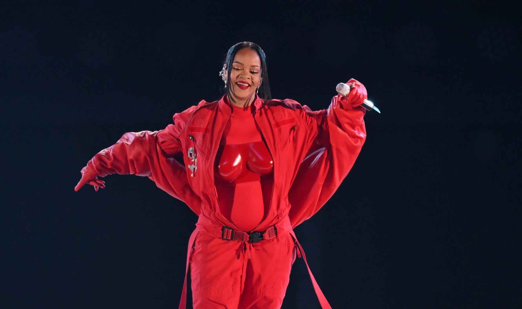 Rihanna leva funk para SuperBowl: 'Muito bom ser brasileiro' - ANGELA WEISS / AFP