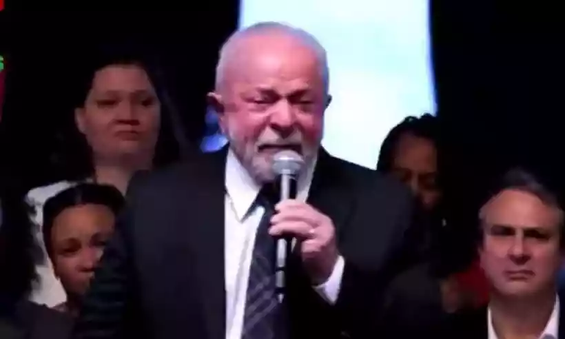 Lula chora pela fome no País, mas elogia José Dirceu; aí não combina - Reprodução/EM