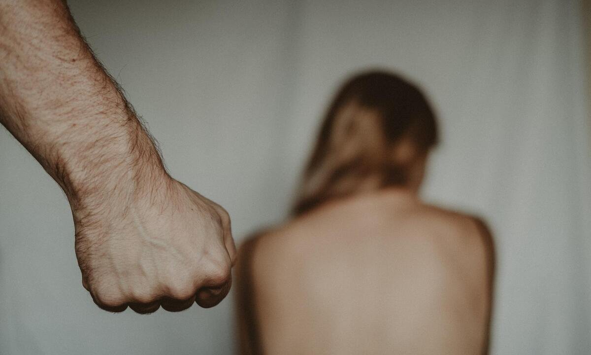 O crime que as mulheres mais temem é o estupro - Anete Lusina