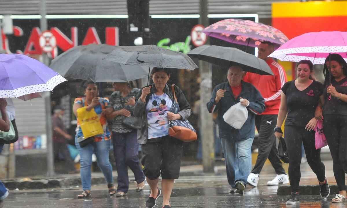 BH tem previsão de pancadas de chuvas para a sexta de Carnaval - Leandro Couri /EM/D.A Press