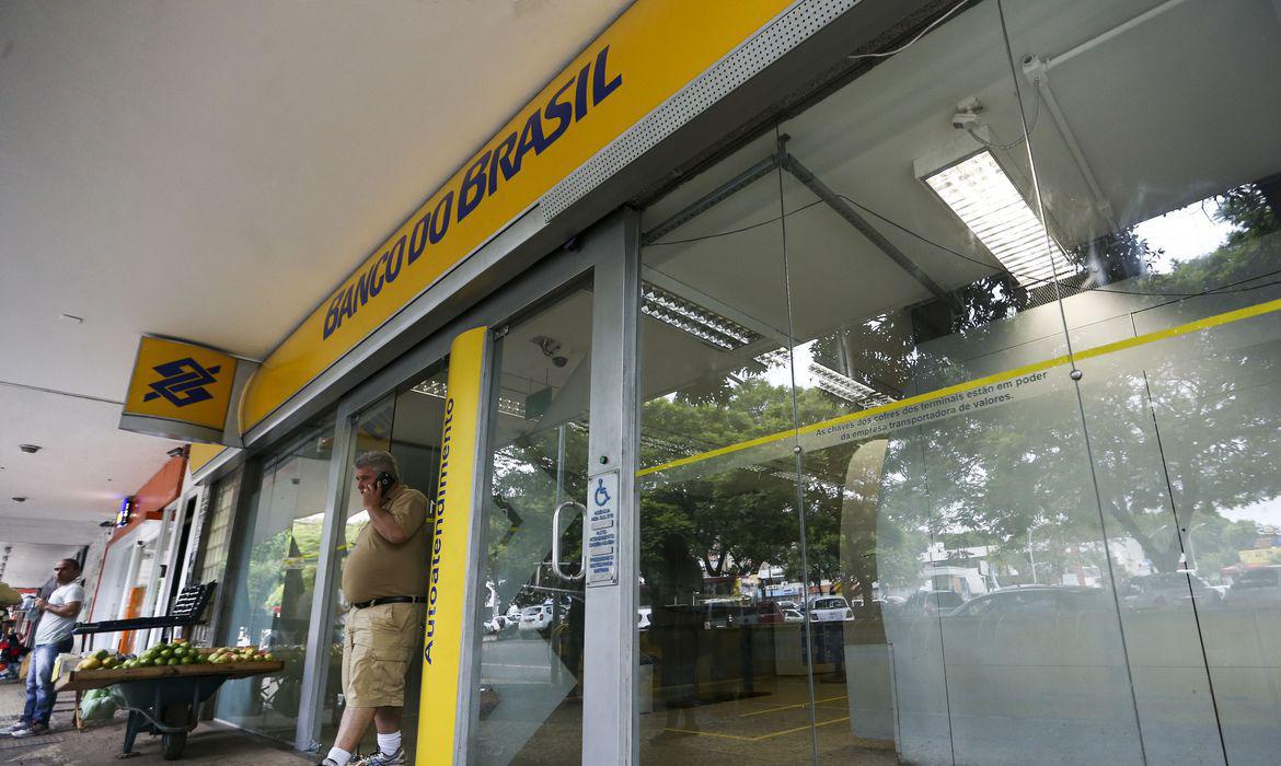 Agências bancárias voltam a funcionar nesta quarta - Marcelo Camargo/Agência Brasil