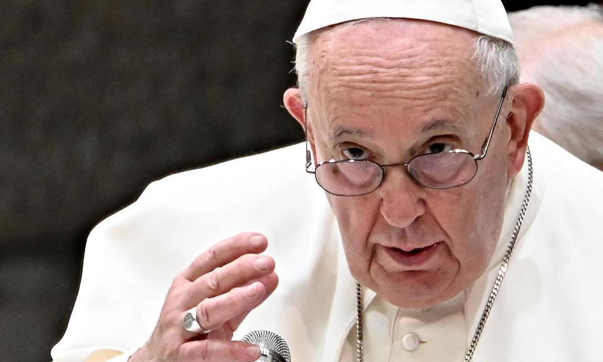 Papa reafirma restrições a missas realizadas em latim - Foto: Andreas SOLARO / AFP