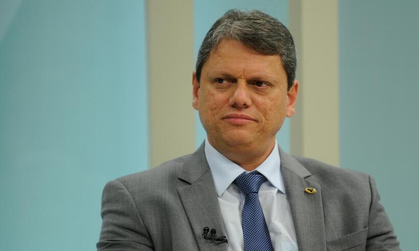 Chuvas em SP: Tarcísio rejeitou parceria para duplicar a 'Rio-Santos' - Marcello Casal JrAgência Brasil
