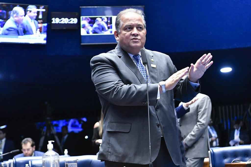 Verba indicada por líder de Bolsonaro beneficiou laranjas de suspeito de corrupção - Waldemir Barreto/Agência Senado