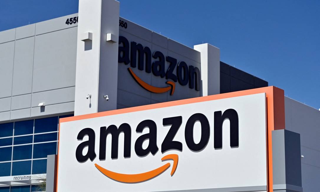Procon-MG multa Amazon em R$ 2,2 milhões por venda casada  - David Becker/AFP