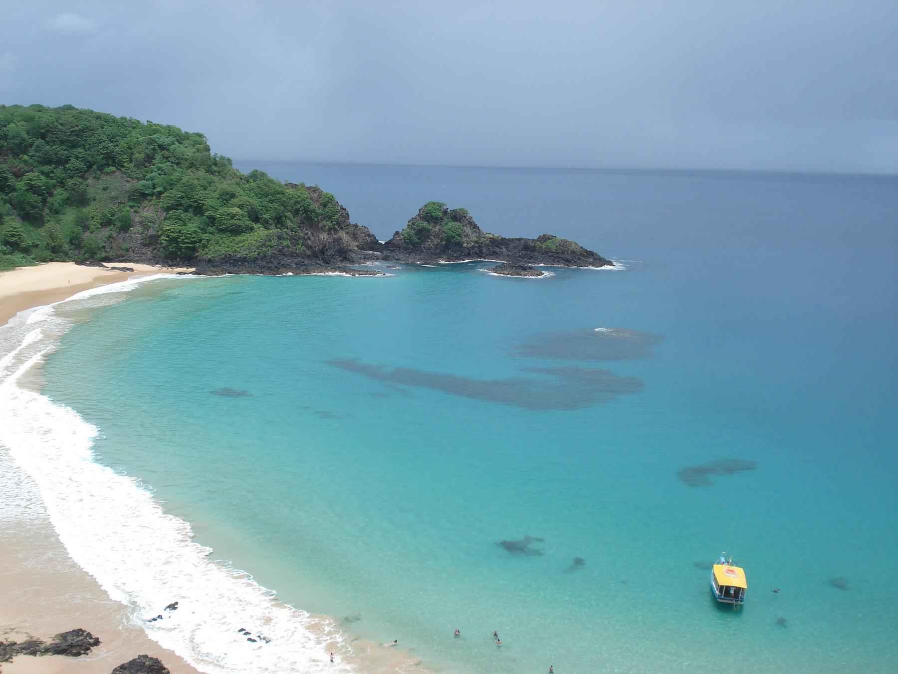 Baía do Sancho, em Noronha, reassume o posto de melhor praia do mundo - Talitah Lacerda /Esp/EM