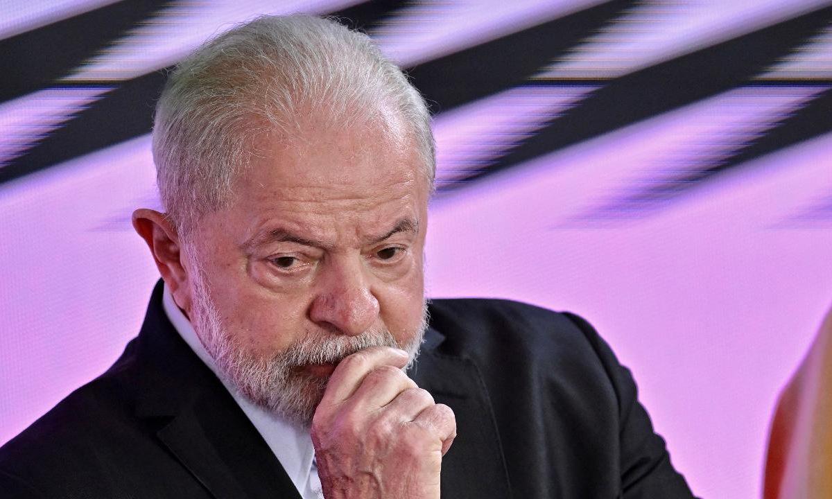 Lula repete ato de Bolsonaro e escolherá novo PGR por critério 'pessoal' - Evaristo SA/AFP