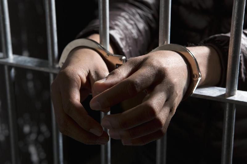 Dentista é preso por guardar mais de 800 arquivos de abuso sexual infantil - Getty Images
