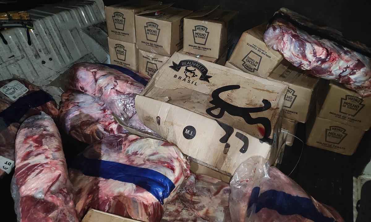 Dono de açougue é detido com mais de 200 kg de carne saqueada - Divulgação/PRF