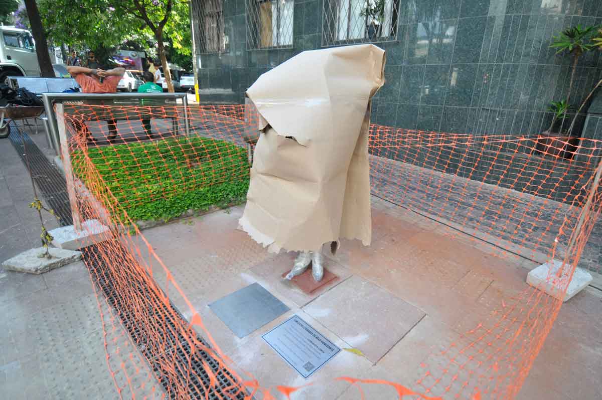 Esculturas voltam às ruas de BH após restauração - ALEXANDRE GUZANSHE/EM/D.A.PRESS