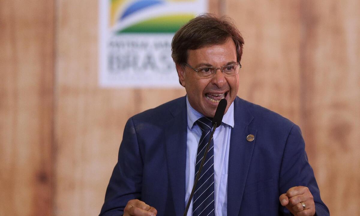 Ex-ministro diz que Bolsonaro pediu que ele devolvesse relógio de luxo - Pedro Ladeira/Folhapress