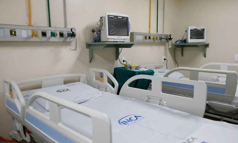Março Azul: internações por câncer de intestino batem recorde no país - Tânia Rêgo/Agência Brasil