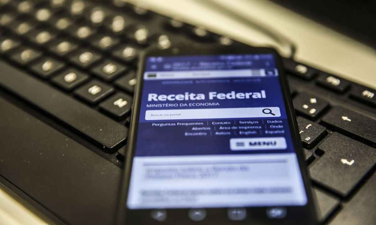 Imposto de Renda 2023: como pagar menos imposto e aumentar a restituição - Marcello Casal Jr./Agência Brasil 