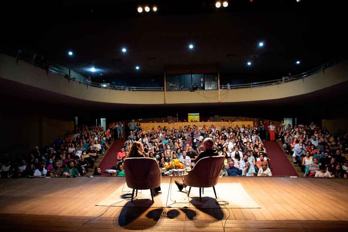 Flipoços, que passa a ser bianual, será realizado de 3 a 7 de maio - Flipoços/divulgação
