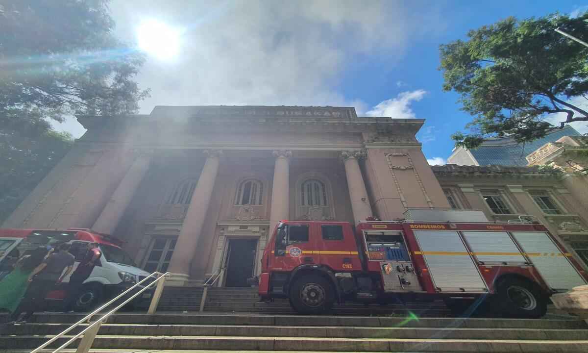 Governo de Minas não divulga quantas escolas estão sem laudo dos bombeiros  - Leandro Couri/EM/DA Press