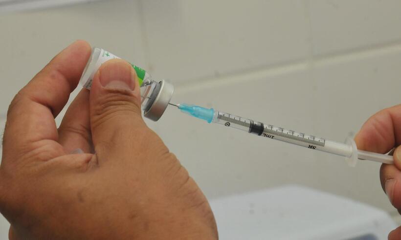 Variações no preço de vacinas chegam a 100%  em laboratórios de BH - Jair Amaral/EM/D.A Pres