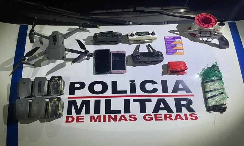 Casal é preso suspeito de usar drone para arremessar drogas para presídio - PMMG/Divulgação