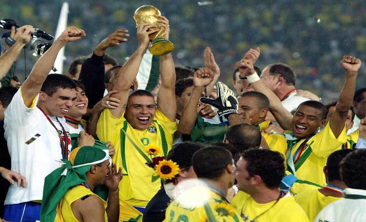 Será que o Brasil ainda tem o que comemorar no futebol? - AFP
