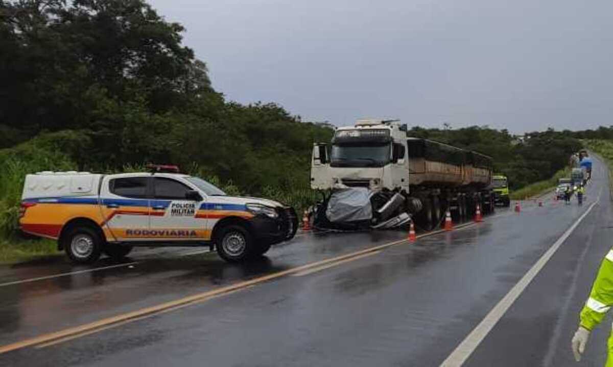 BR-135: uma pessoa morre em acidente envolvendo carreta nesta segunda-feira - Polícia Militar Rodoviária/Divulgação