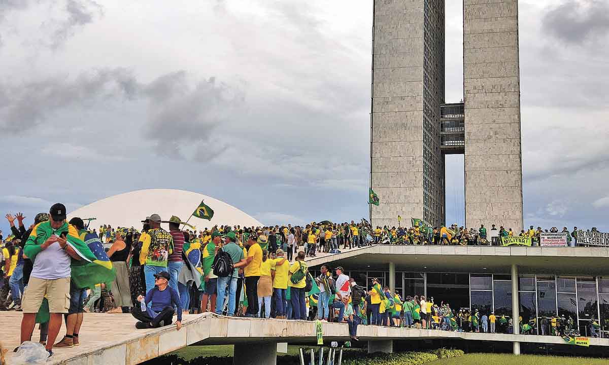 AGU quer bloqueio de bens de 45 pessoas por ataques em Brasília - AGÊNCIA BRASIL