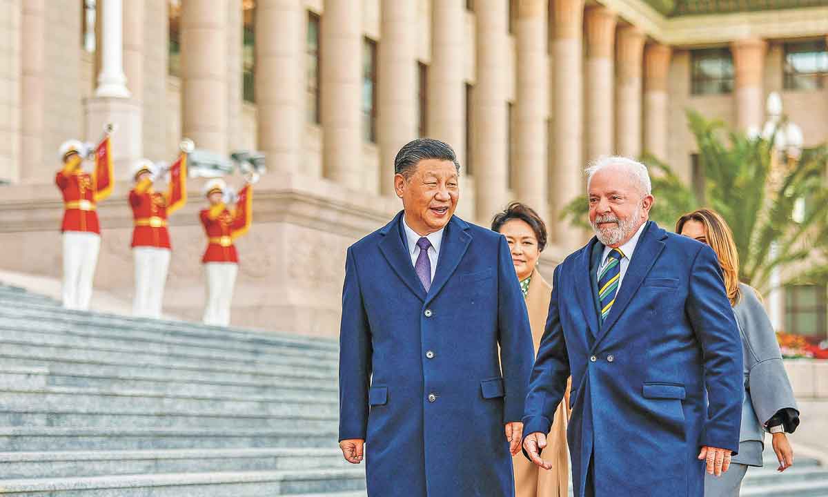Lula disse que o Brasil criou novos laços com a China com sua visita